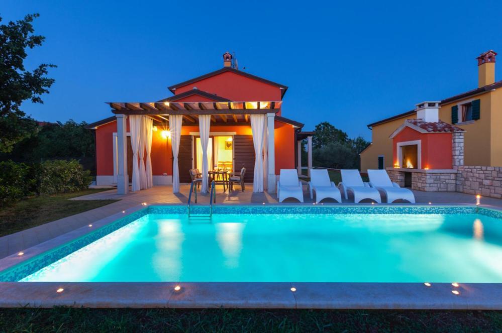 Villas Vilanija Umag Exterior photo