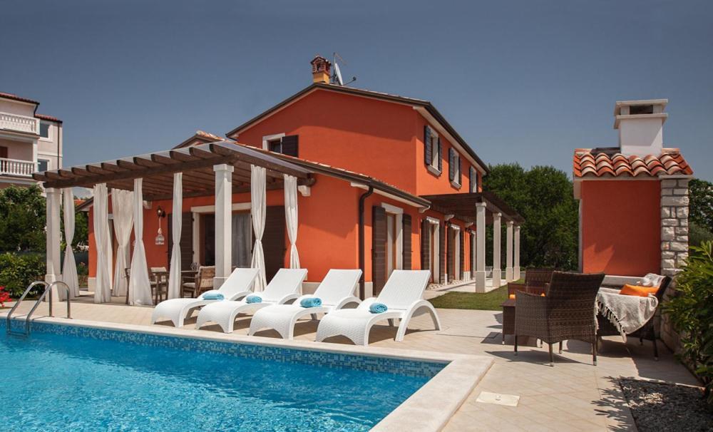 Villas Vilanija Umag Exterior photo